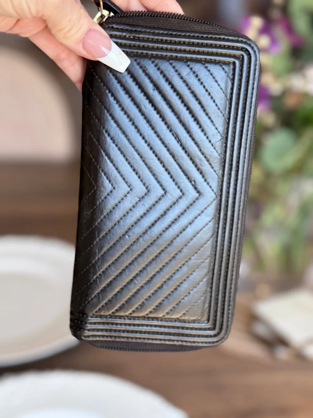 Chanel Black Quilted Chevron Wallet - Picture 12 of 12